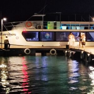 NOCHE BLANCA POR LA BAHIA DE SAN ANDRES